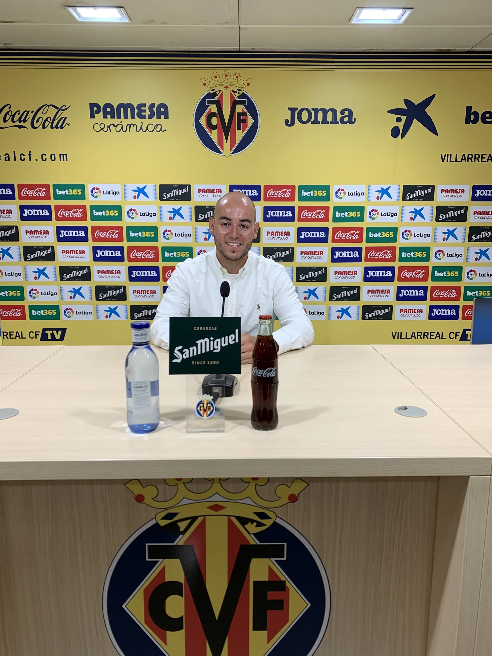 Clay seated at the press conference table in the Villarreal CF media room.